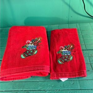OTTO Red Holiday Bath Towels